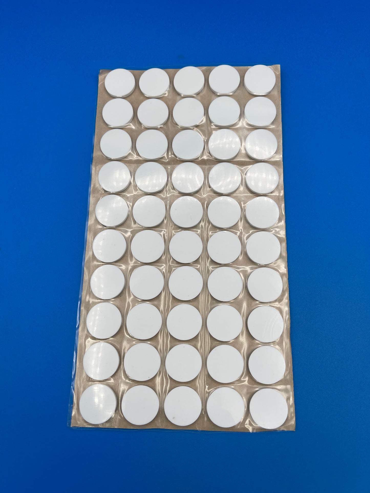 Self-Adhesive Self-Healing Injection Ports